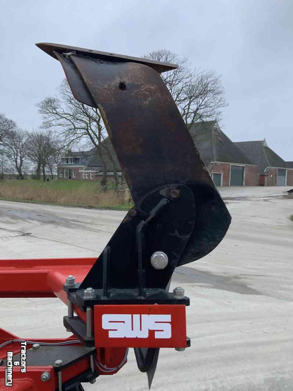 Deep subsoiler SMS HKT 470|8  woeler | V-vorm