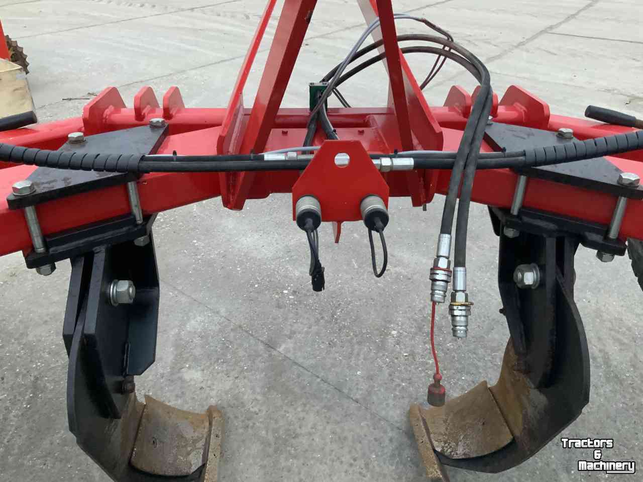 Deep subsoiler SMS HKT 470|8  woeler | V-vorm