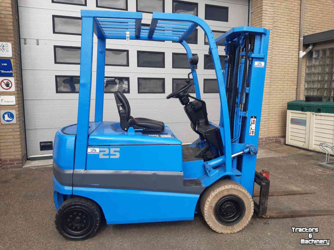 Forklift Toyota FBMF25
