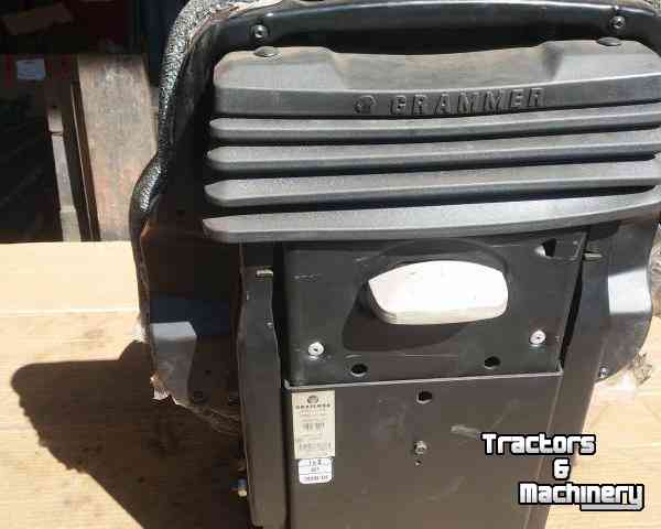 Used parts for tractors Grammer Diverse Fendt trekkerstoelen / stoelen mechanisch geveerd of luchtgeveerd