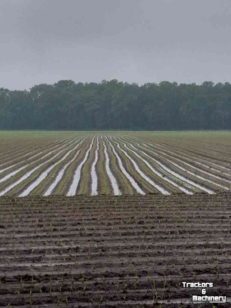 Seed drill Monosem Ruggen zaaimachine