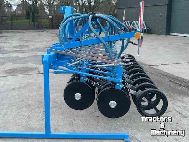 Seed drill Lemken zaaibalk 3 meter