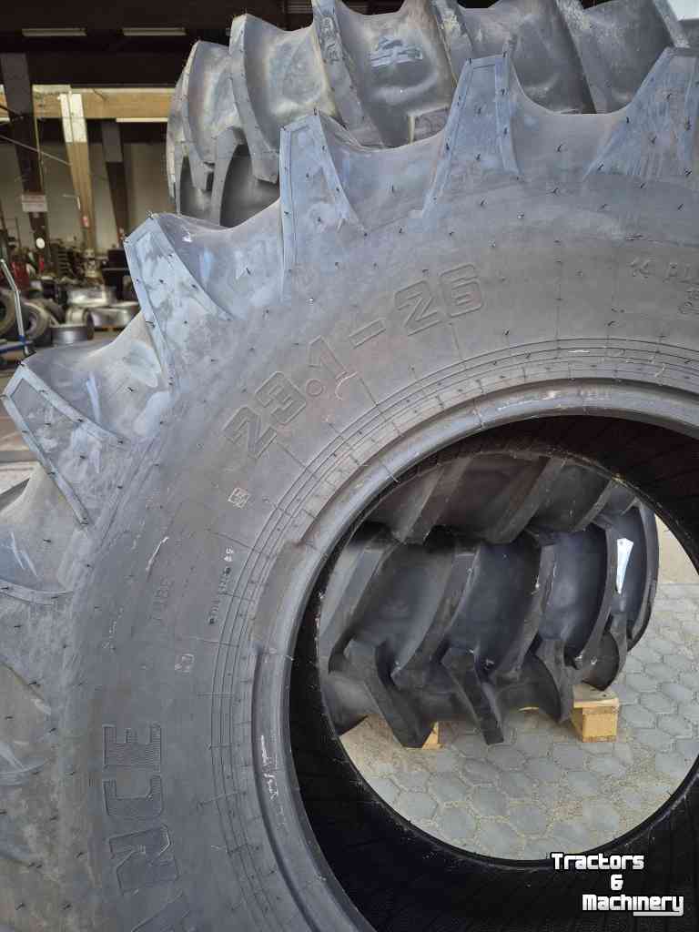 Wheels, Tyres, Rims & Dual spacers Alliance 23.1 - 26 Alliance 347  14ply TT