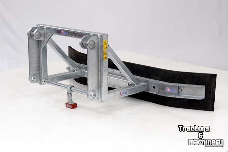 Snow Removal Equipment Qmac Rubber snow scraper 2.40 mtr hookup Terex TL80-120