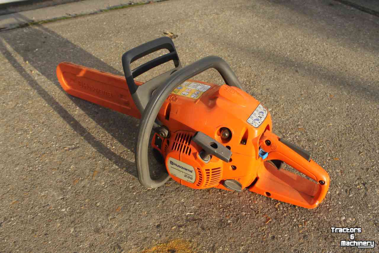 Chain saw Husqvarna 236 kettingzaag motorzaag