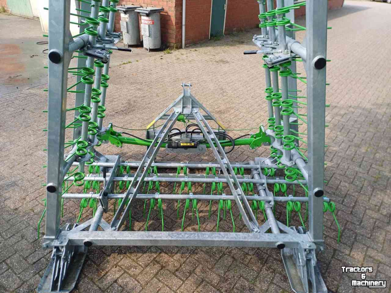 Meadow aerator Zocon Greenkeeper 6 MTR PLUS