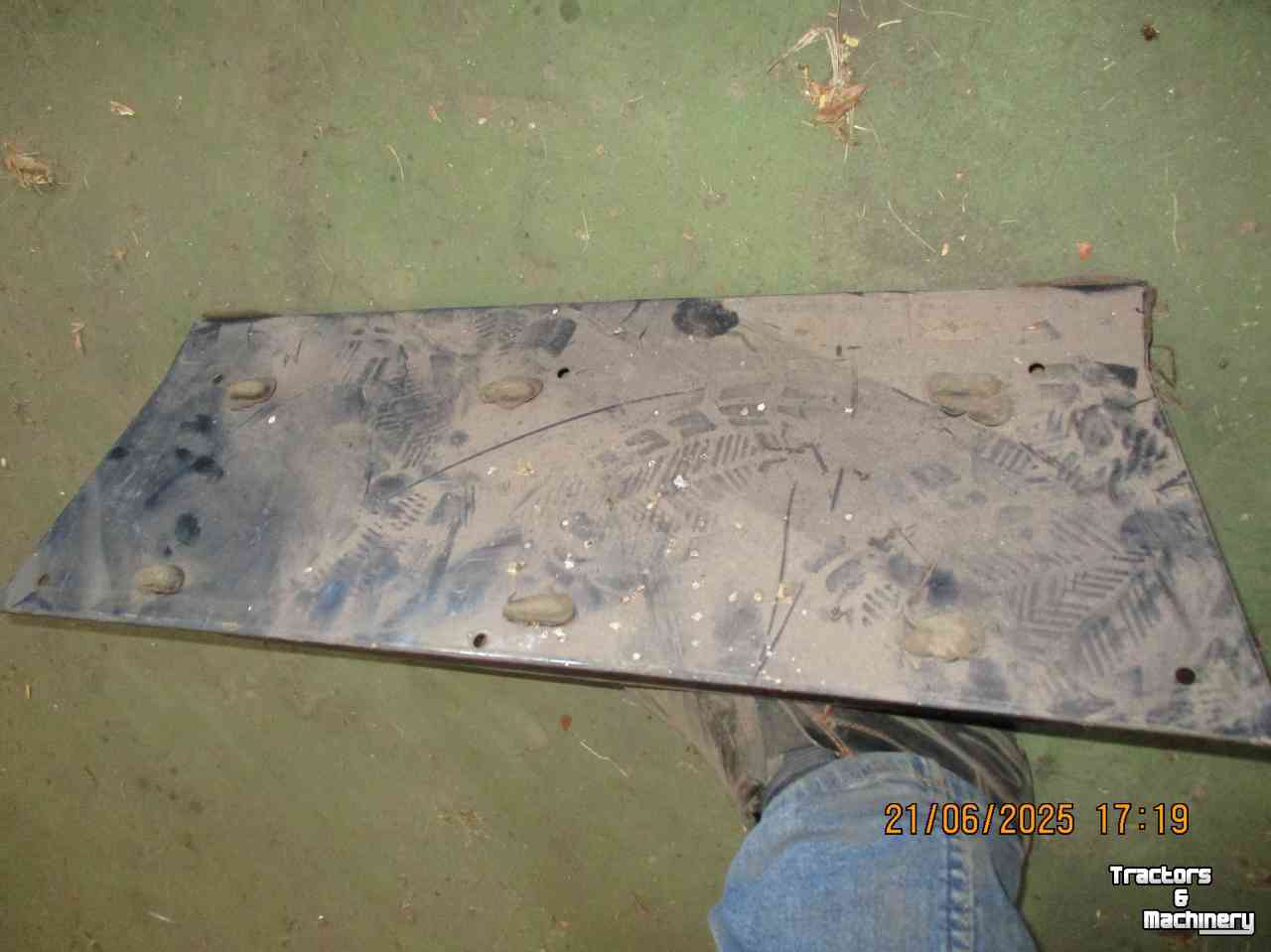 Used parts for tractors Deutz-Fahr dx en of 07