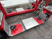 Transplanter  plantmachine 2 rijig voor de aardbeienruggenteelt.