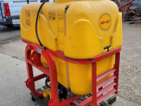 Fieldsprayer 3 points  Jarmet spuitvat 600 ltr