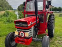 Tractor Massey Ferguson 155 2WD Tractoren