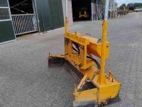 Other attachments and accessories  levelbak kieboom bobcat
