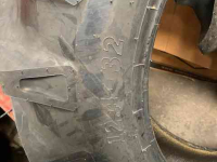 Wheels, Tyres, Rims & Dual spacers BKT 12.4 - 32