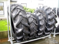 Wheels, Tyres, Rims & Dual spacers Firestone 20.8R38