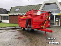 Silage-block distribution wagon Schuitemaker AMIGO 30 S