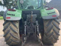 Tractor Fendt 718