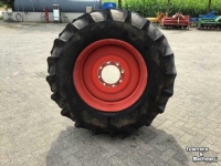 Wheels, Tyres, Rims & Dual spacers Trelleborg 600/60 R30.5 op8 gaats velg
