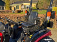 Horticultural Tractors Yanmar SA 426 HST  met Voorlader