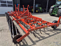 Cultivator Evers Dales 8 meter triltand cultivator zaaibed bereider