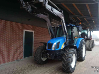 Tractors New Holland T5040 met maar 860 uur