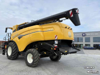 Combine New Holland CX 8.70