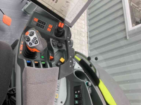Tractor Claas Axion 830 C-Matic First Claas