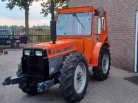 Small-track Tractor Holder 860