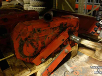 Diverse used spare-parts Trioliet Vertragingskast Voermengwagen