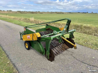 Potato harvester  Voorraadrooier