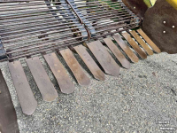 Potato harvester  Voorraadrooier