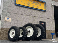 Wheels, Tyres, Rims & Dual spacers Michelin Set Michelin (18.4R38) 460/85R38 en Trelleborg (14.9R28) 380/85R38 voor NewH T6.xxx