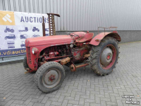 Oldtimers Massey Ferguson TEF Oldtimer Tractor