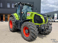 Tractor Claas Axion 830 CMatic Tractor