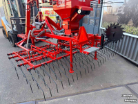 Meadow aerator He-Va Grass Weeder