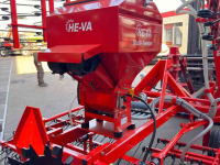 Meadow aerator He-Va Grass Weeder