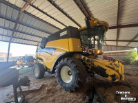 Combine New Holland CX 8090 SL Maaidorser