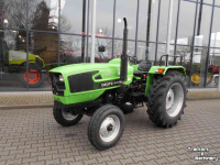 Tractors Deutz-Fahr 3042E