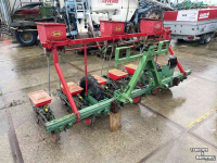 Vegetable- / Precision-seed drill Accord 6 rij bietenzaaimachine met granulaat strooier