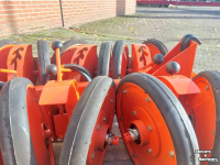 Vegetable- / Precision-seed drill Kuhn Maxima aandrukwielen