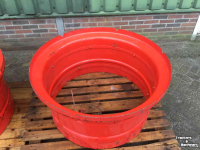 Wheels, Tyres, Rims & Dual spacers  38x44