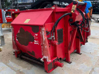 Silage grab-cutter Trioliet Masterbuster links en rechts lossend