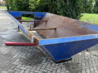 Conveyor  Transportband met bunker op frame