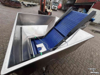 Other conveying equipment and accessories  Natte bunker elevator, RVS