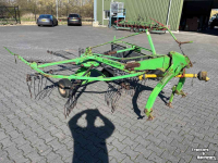Tedder  Aanbieding: 7 machines 1 prijs. Hark, schudder, maaier, zaaimachines, ploeg, voerwagen