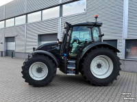 Tractor Valtra N175 Direct tractor