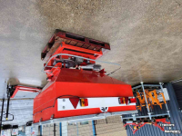 Fertilizer spreader  Jarmet JMS  kunstmeststrooier 800 ltr