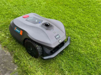 Other lawn and garden equipment and accessories  Storm GPS robotmaaier