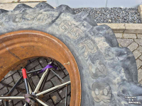 Wheels, Tyres, Rims & Dual spacers Pirelli 650/65R38 dubbellucht