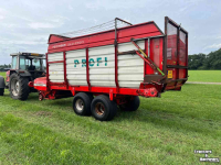 Self-loading wagon Pottinger Silo-Profi Opraapwagen Stalvoeren