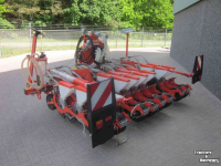 Seed drill Kubota KUBOTA VP 1300 | GROENTEZAAIMACHINE | UIEN