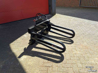 Bale clauw Giant VIERKANTE BALENKLEM / PAKKENKLEM